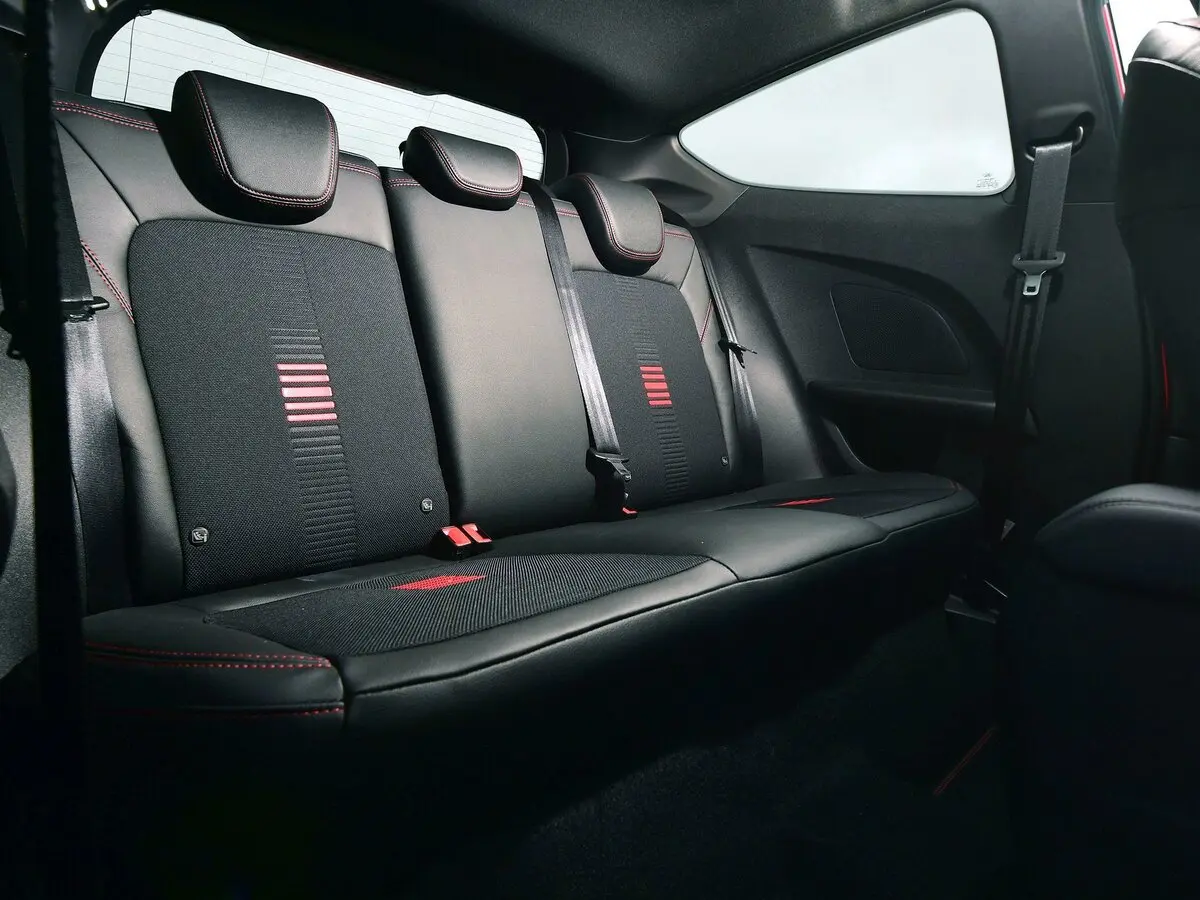 Ford Fiesta Mk7 Рестайлинг Хэтчбек 3 дв. — сүрөт 10
