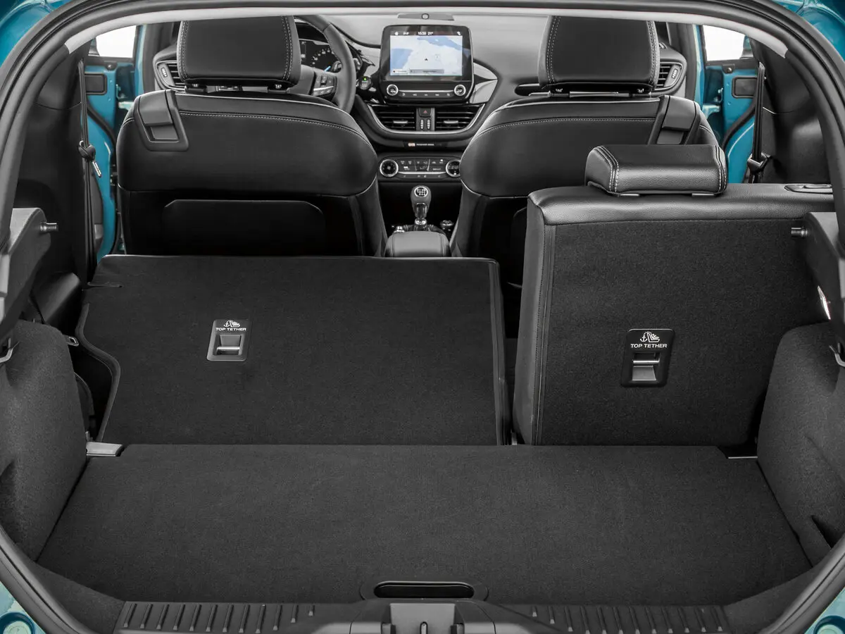 Ford Fiesta Mk7 Рестайлинг Хэтчбек 3 дв. — сүрөт 12