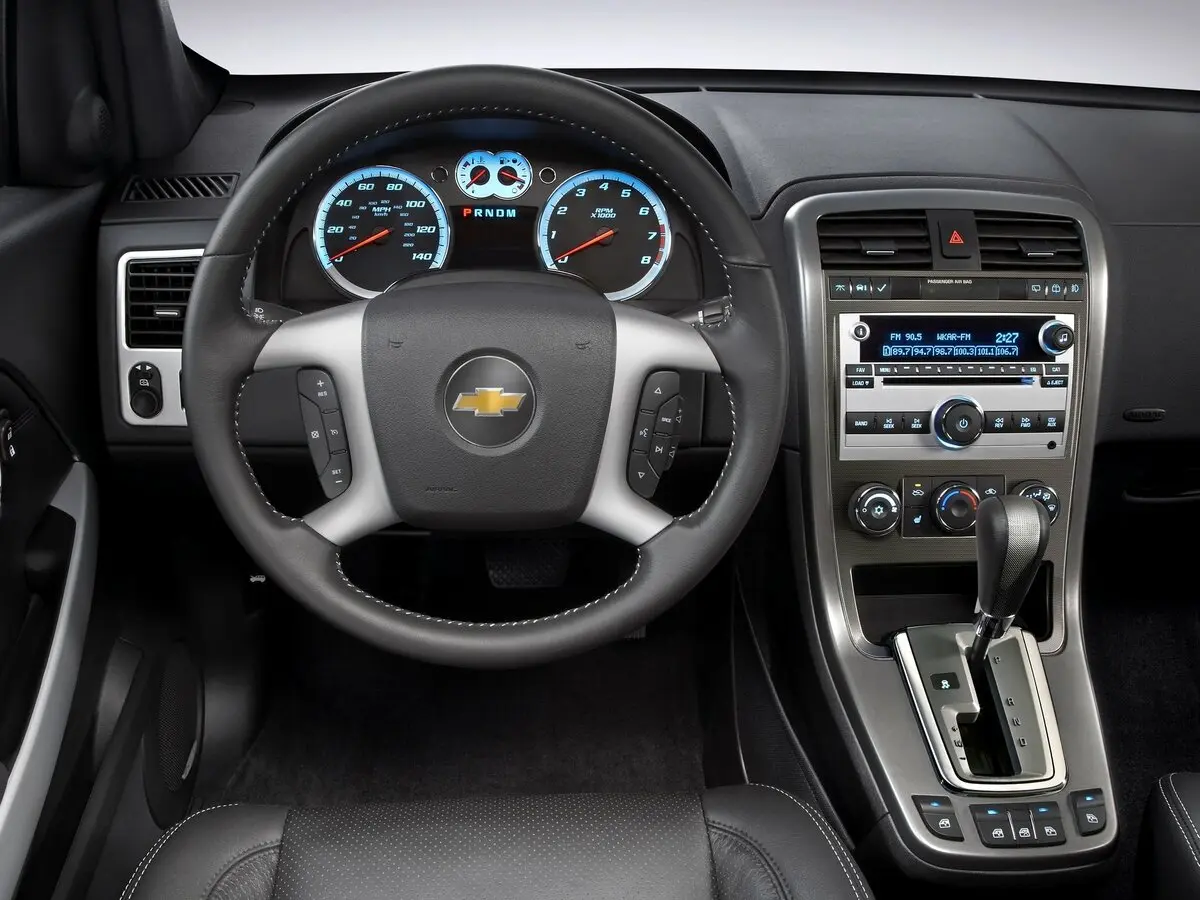 Chevrolet Equinox I Внедорожник 5 дв. — сүрөт 5