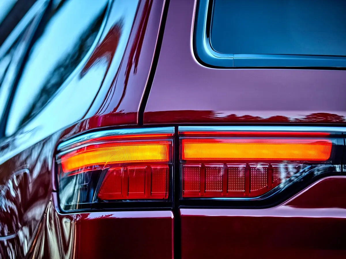 Jeep Wagoneer WS Внедорожник 5 дв. — photo 14
