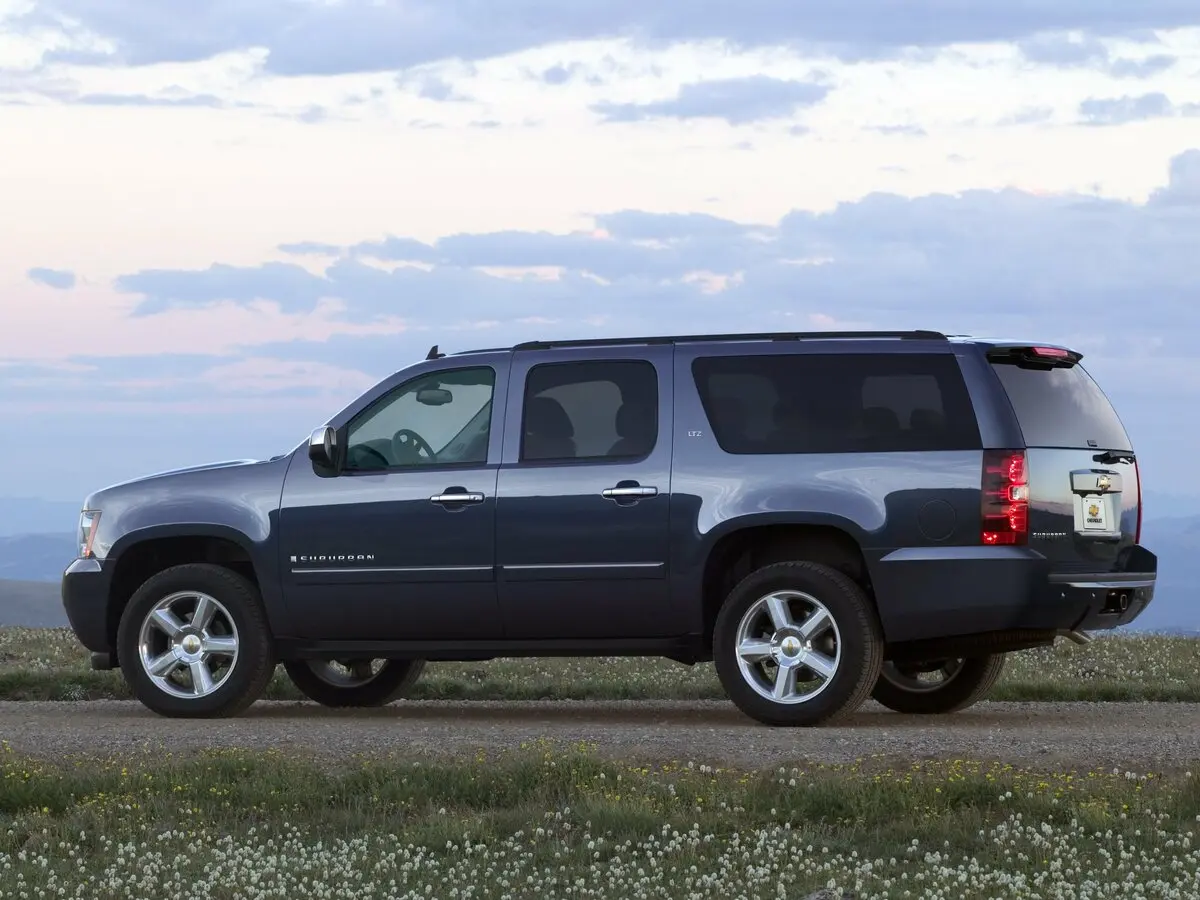 Chevrolet Suburban X Внедорожник 5 дв. — сүрөт 2