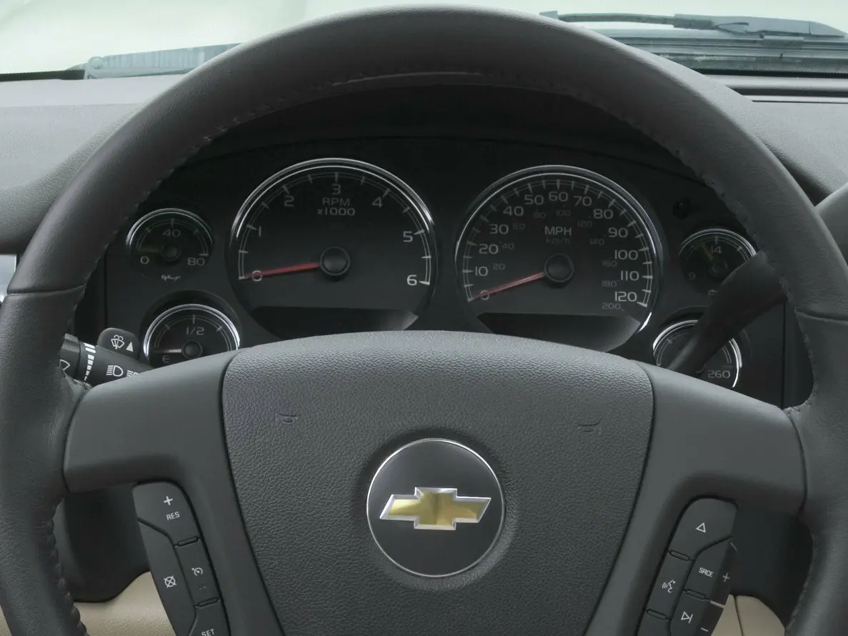 Chevrolet Suburban X Внедорожник 5 дв. — сүрөт 7
