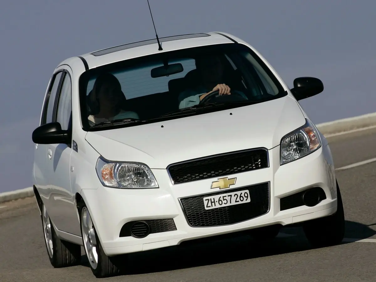 Chevrolet Aveo I Рестайлинг Хэтчбек 5 дв. — сүрөт 3