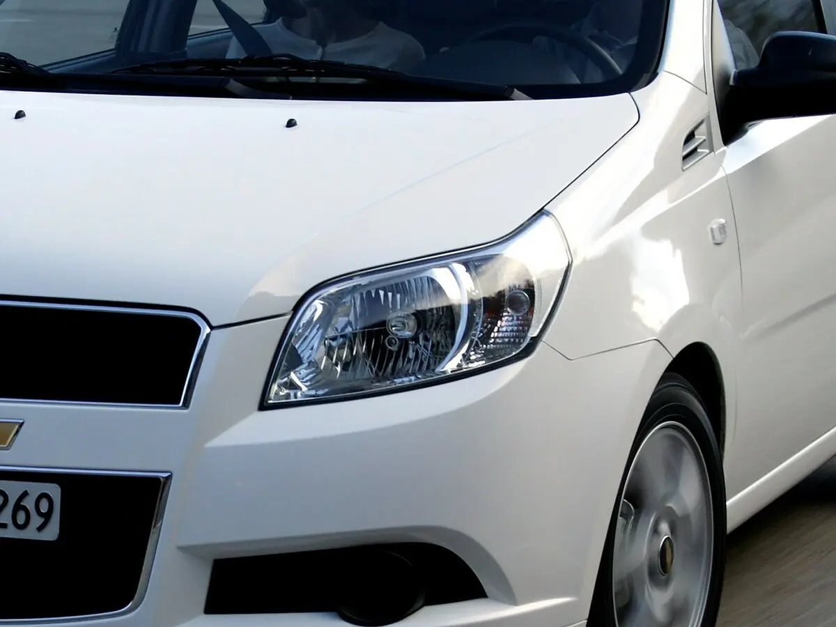 Chevrolet Aveo I Рестайлинг Хэтчбек 5 дв. — сүрөт 12