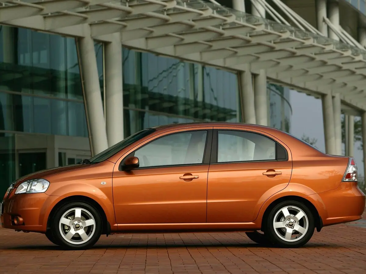 Chevrolet Aveo I Рестайлинг Седан — сүрөт 2