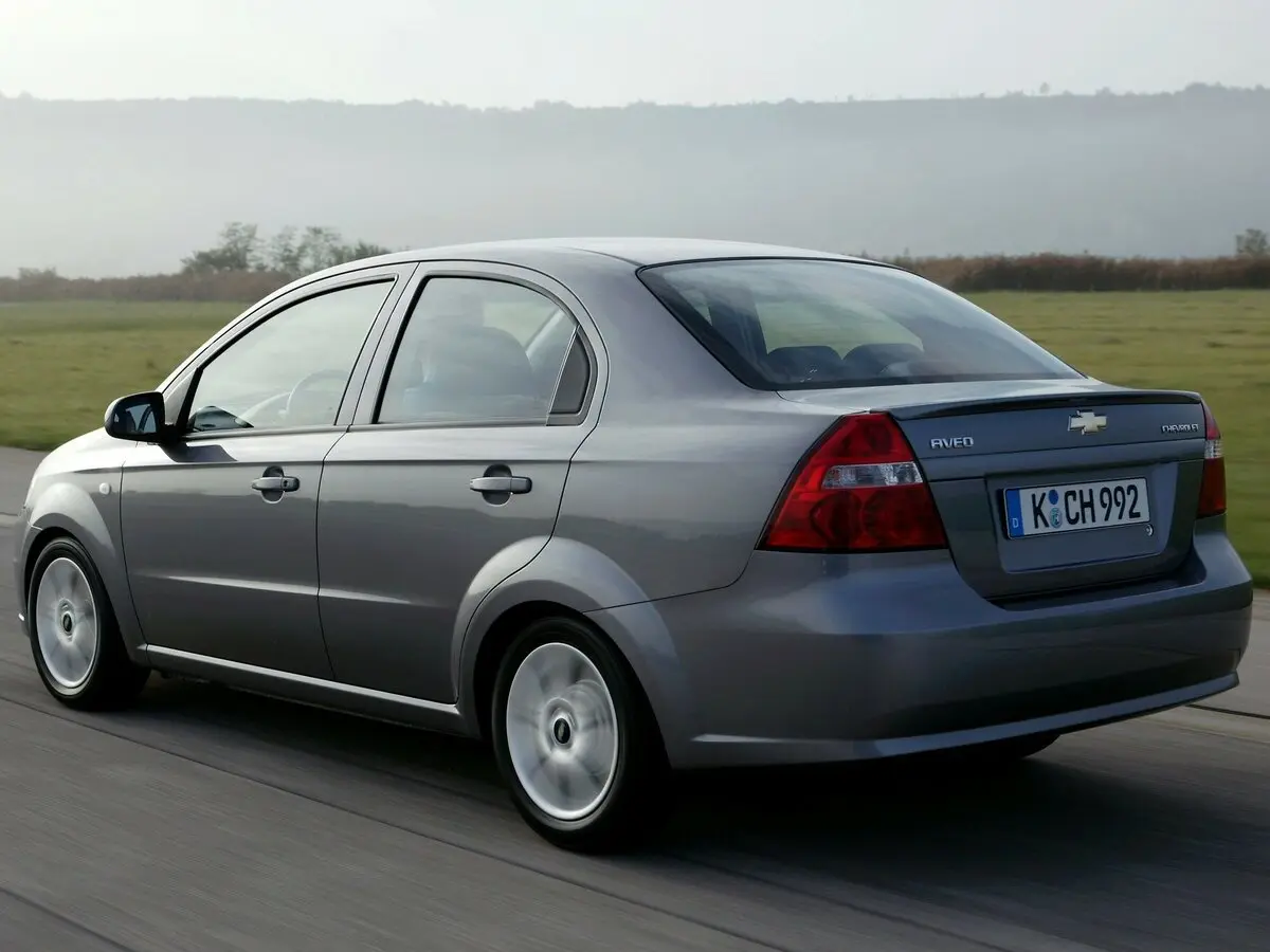Chevrolet Aveo I Рестайлинг Седан — сүрөт 5