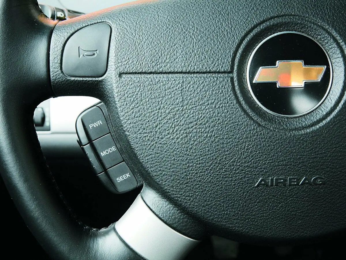 Chevrolet Aveo I Рестайлинг Седан — сүрөт 13