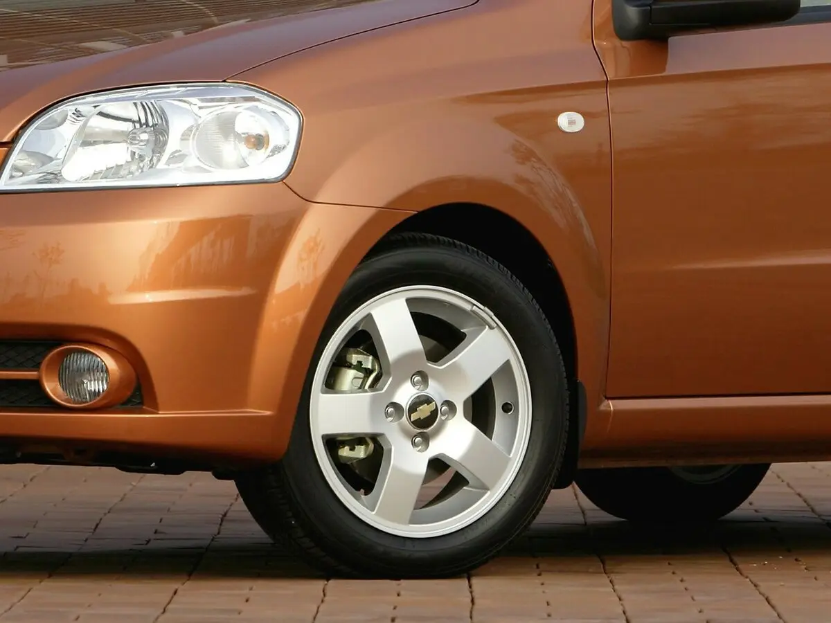Chevrolet Aveo I Рестайлинг Седан — сүрөт 14