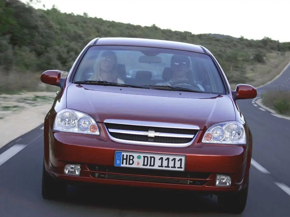 Chevrolet Lacetti I Седан — сүрөт 3