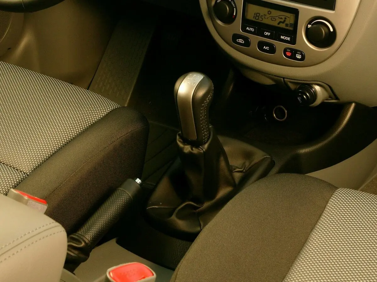 Chevrolet Lacetti I Седан — сүрөт 10