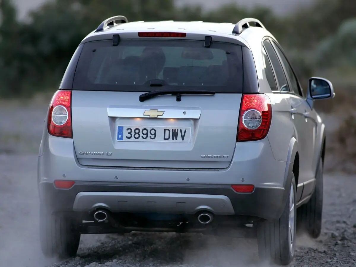Chevrolet Captiva I Внедорожник 5 дв. — photo 4