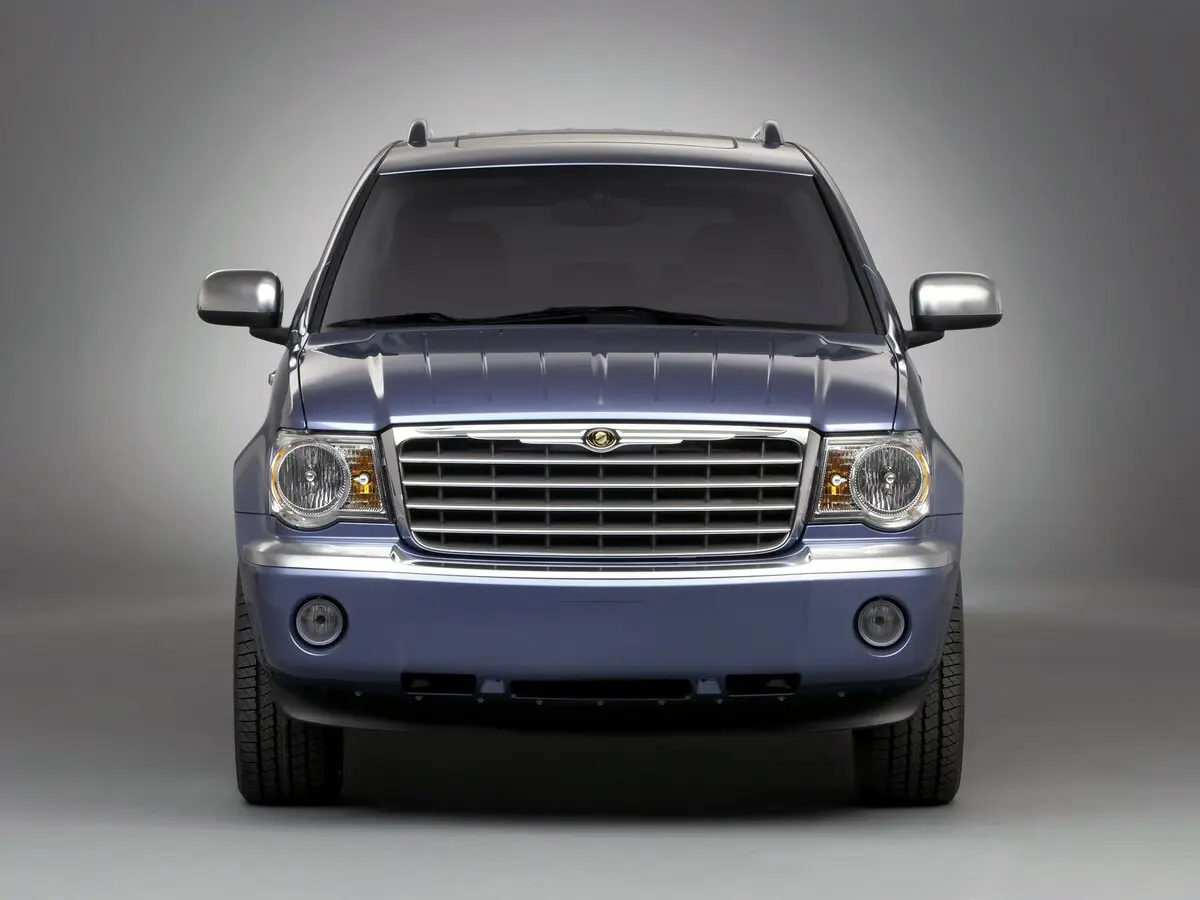 Chrysler Aspen 2006 – 2008 Внедорожник 5 дв. — сүрөт 3