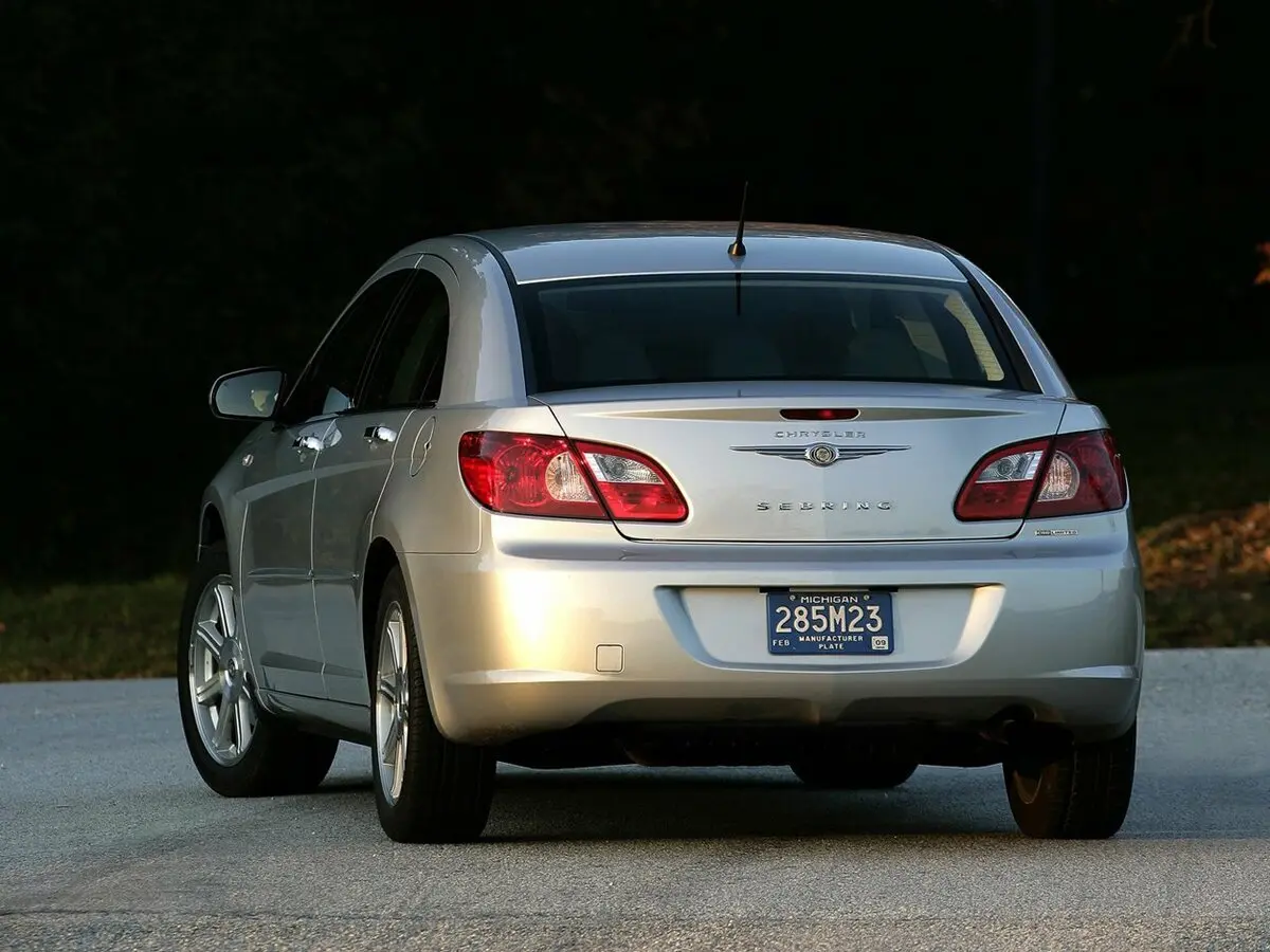 Chrysler Sebring III Седан — сүрөт 4
