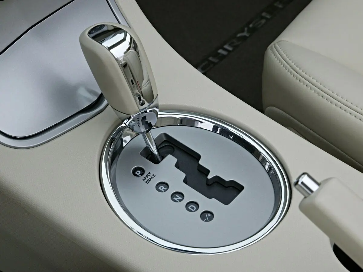 Chrysler Sebring III Седан — сүрөт 13