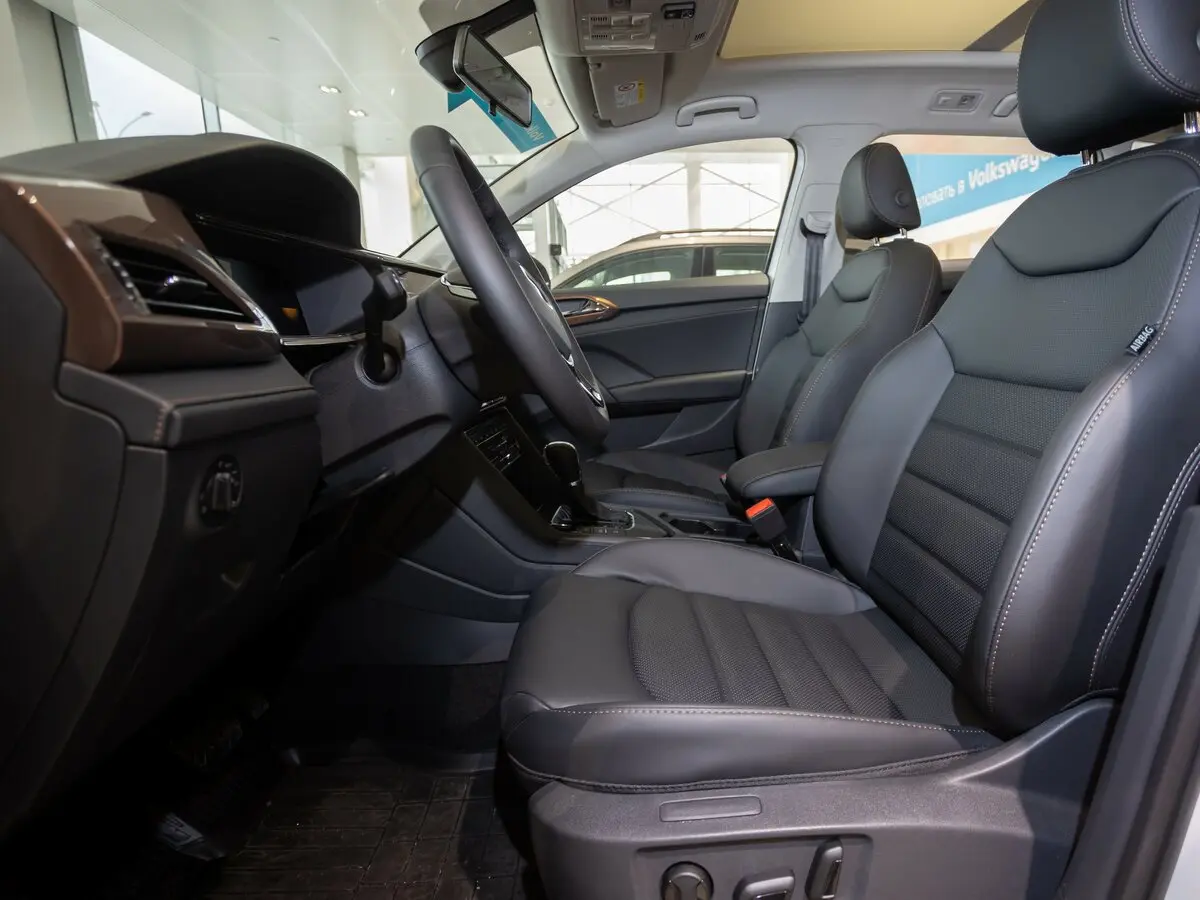 Volkswagen Tharu I Внедорожник 5 дв. — сүрөт 15