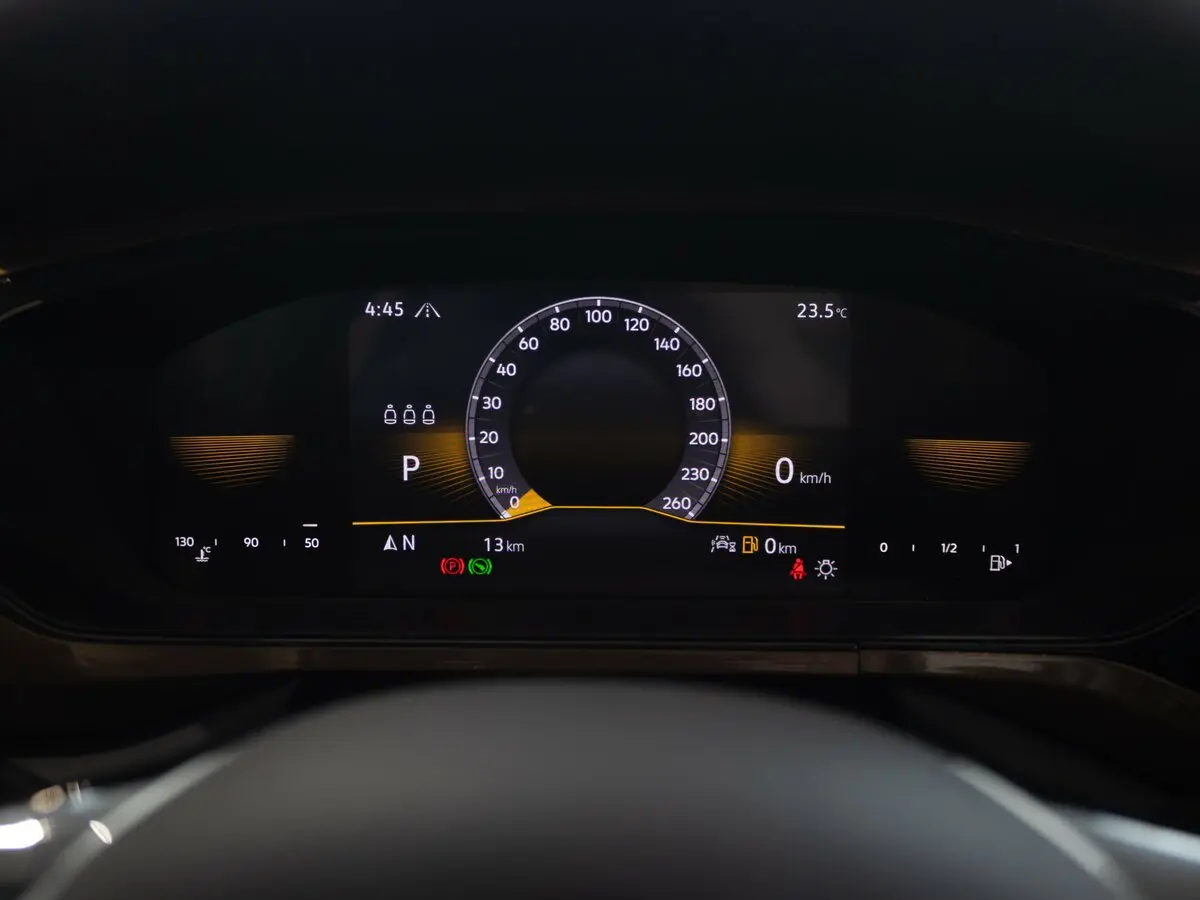 Volkswagen Tharu I Внедорожник 5 дв. — сүрөт 16