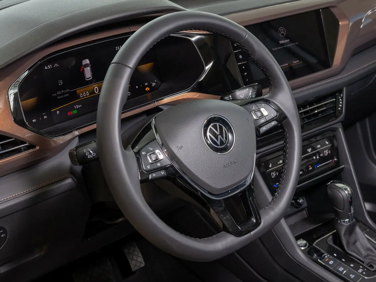Volkswagen Tharu I Внедорожник 5 дв. — сүрөт 17