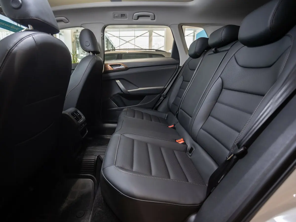 Volkswagen Tharu I Внедорожник 5 дв. — сүрөт 18