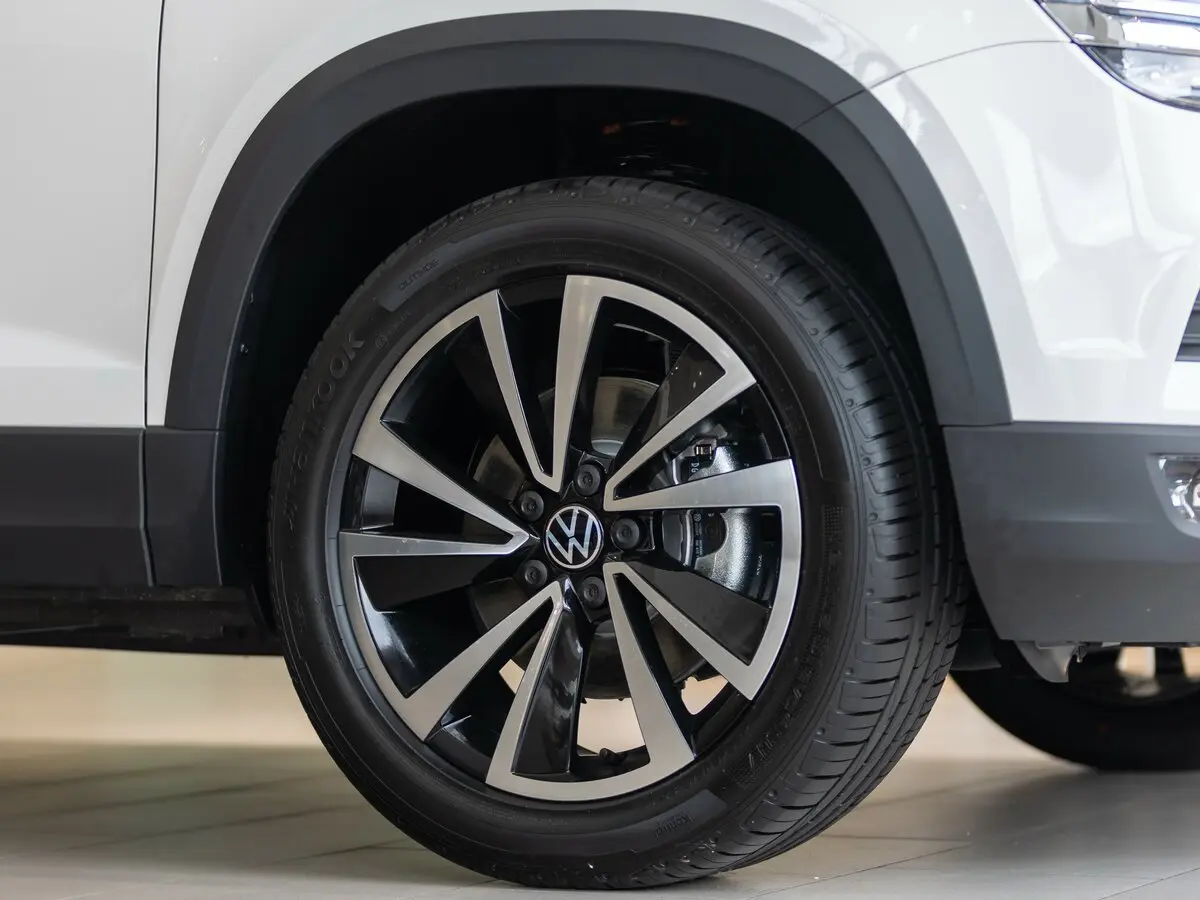 Volkswagen Tharu I Внедорожник 5 дв. — сүрөт 27