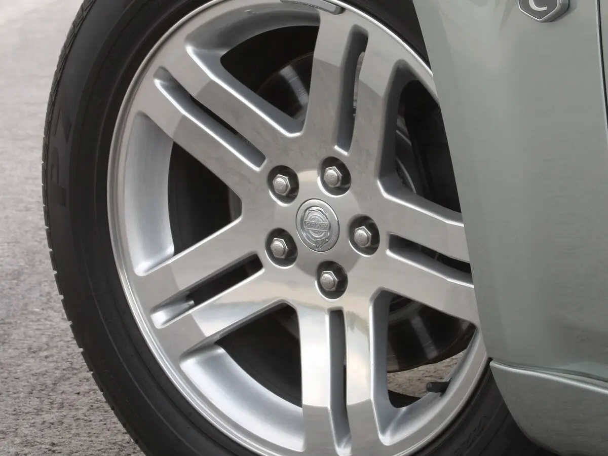 Chrysler 300C I Седан — сүрөт 15