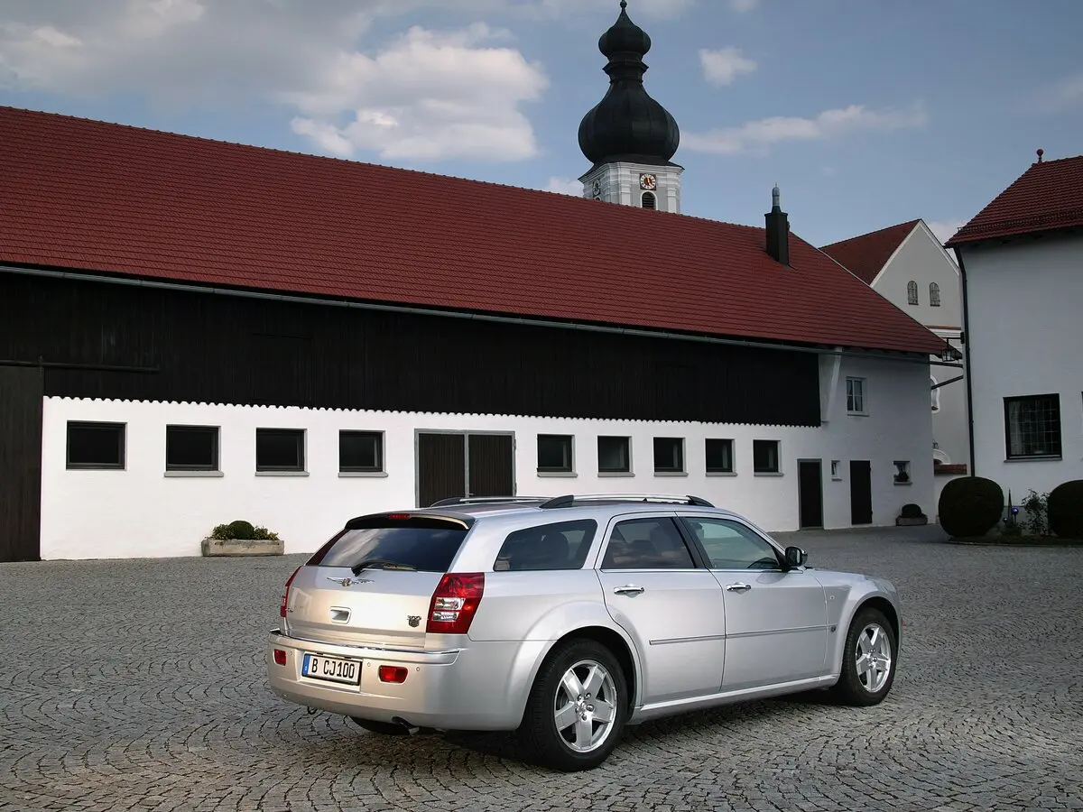 Chrysler 300C I Универсал 5 дв. — сүрөт 4
