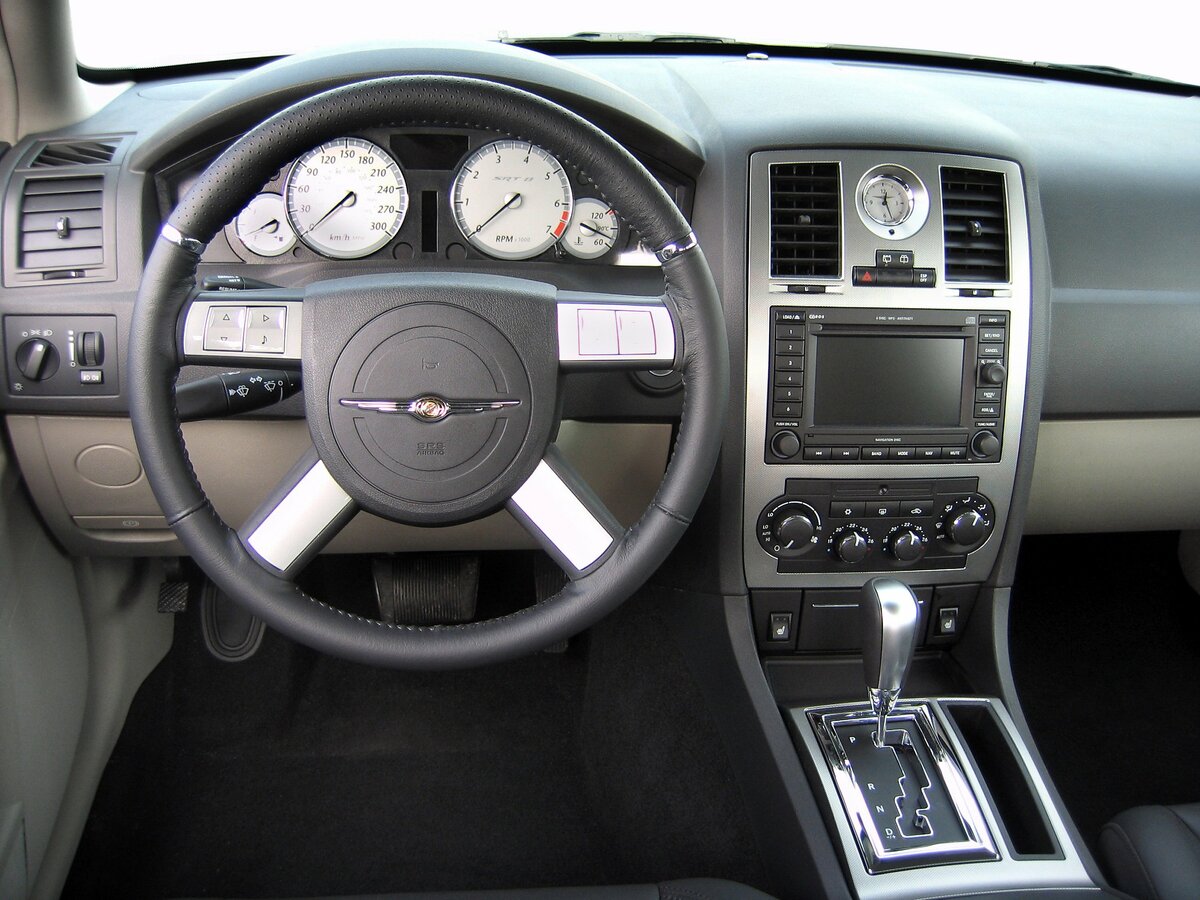 Chrysler 300C I Универсал 5 дв. — фото 7