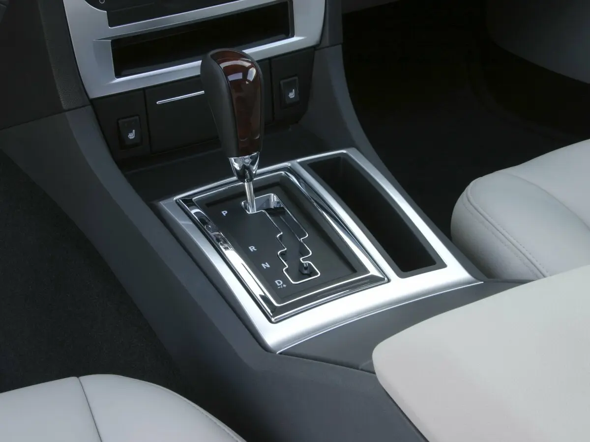 Chrysler 300C I Универсал 5 дв. — сүрөт 9
