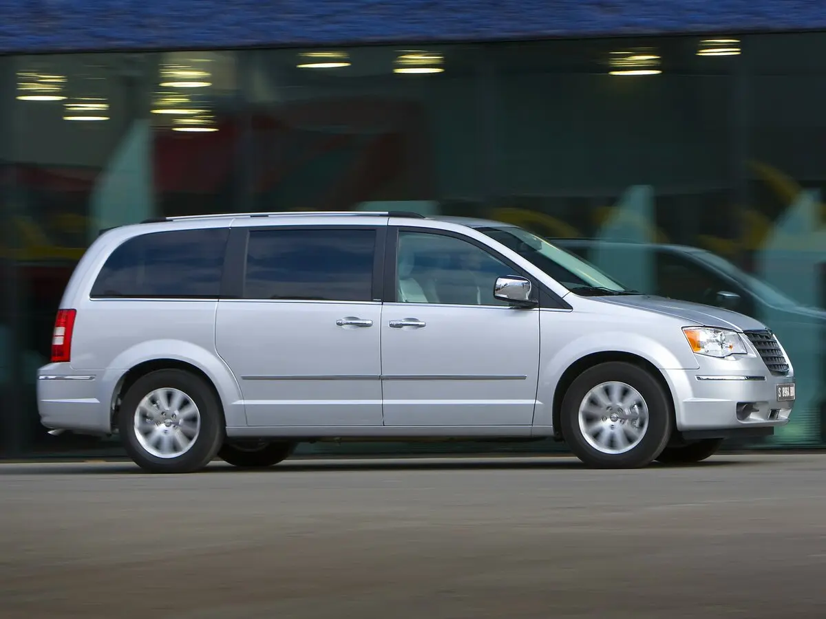 Chrysler Voyager V Минивэн Grand — сүрөт 2