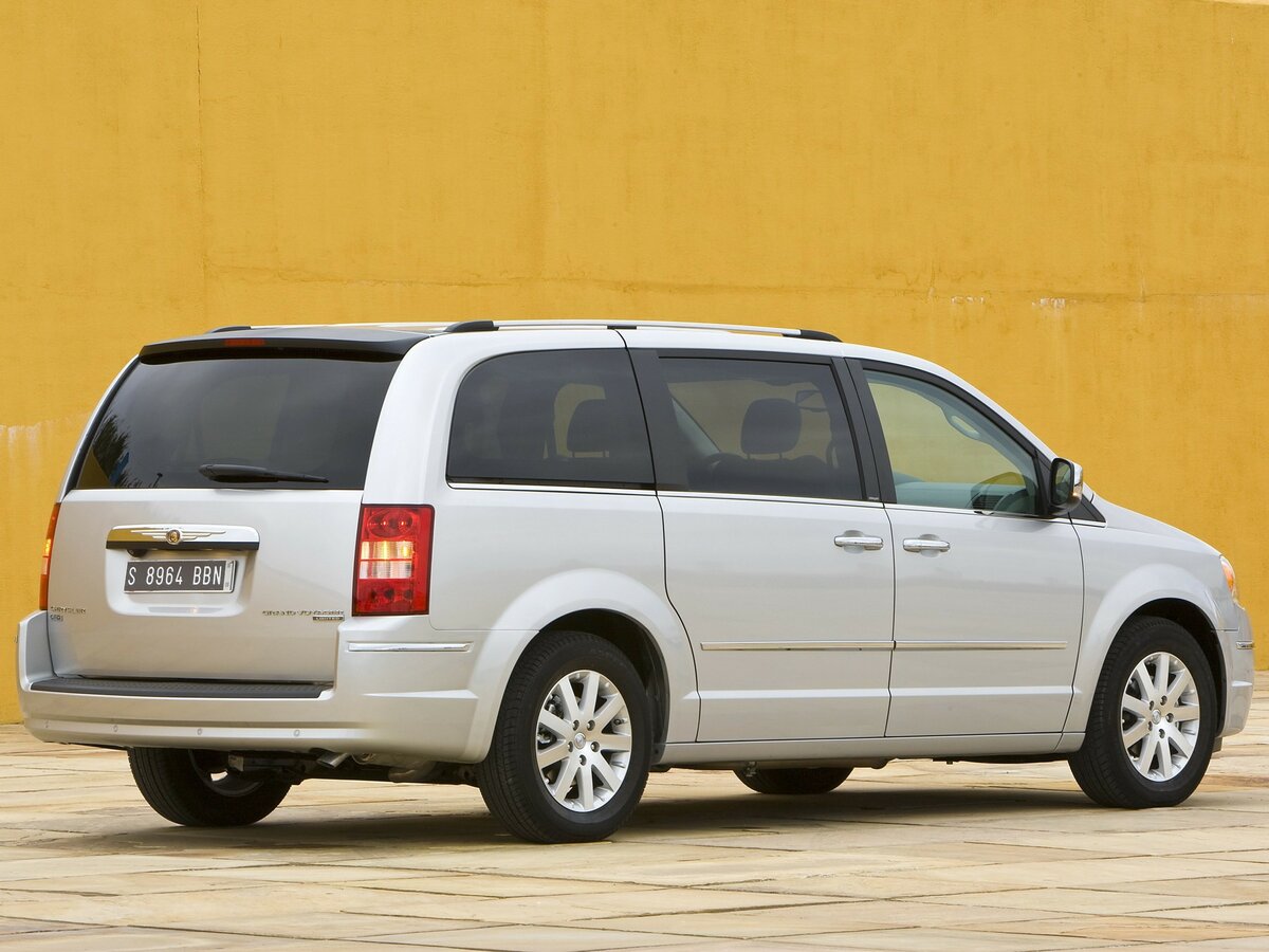 Chrysler Voyager V Минивэн Grand — фото 5