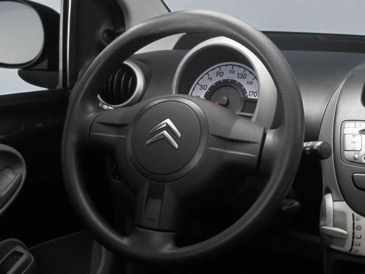 Citroen C1 I Хэтчбек 5 дв. — сүрөт 6