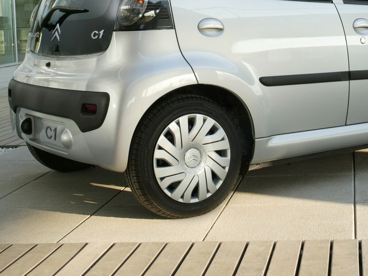 Citroen C1 I Хэтчбек 5 дв. — фото 8