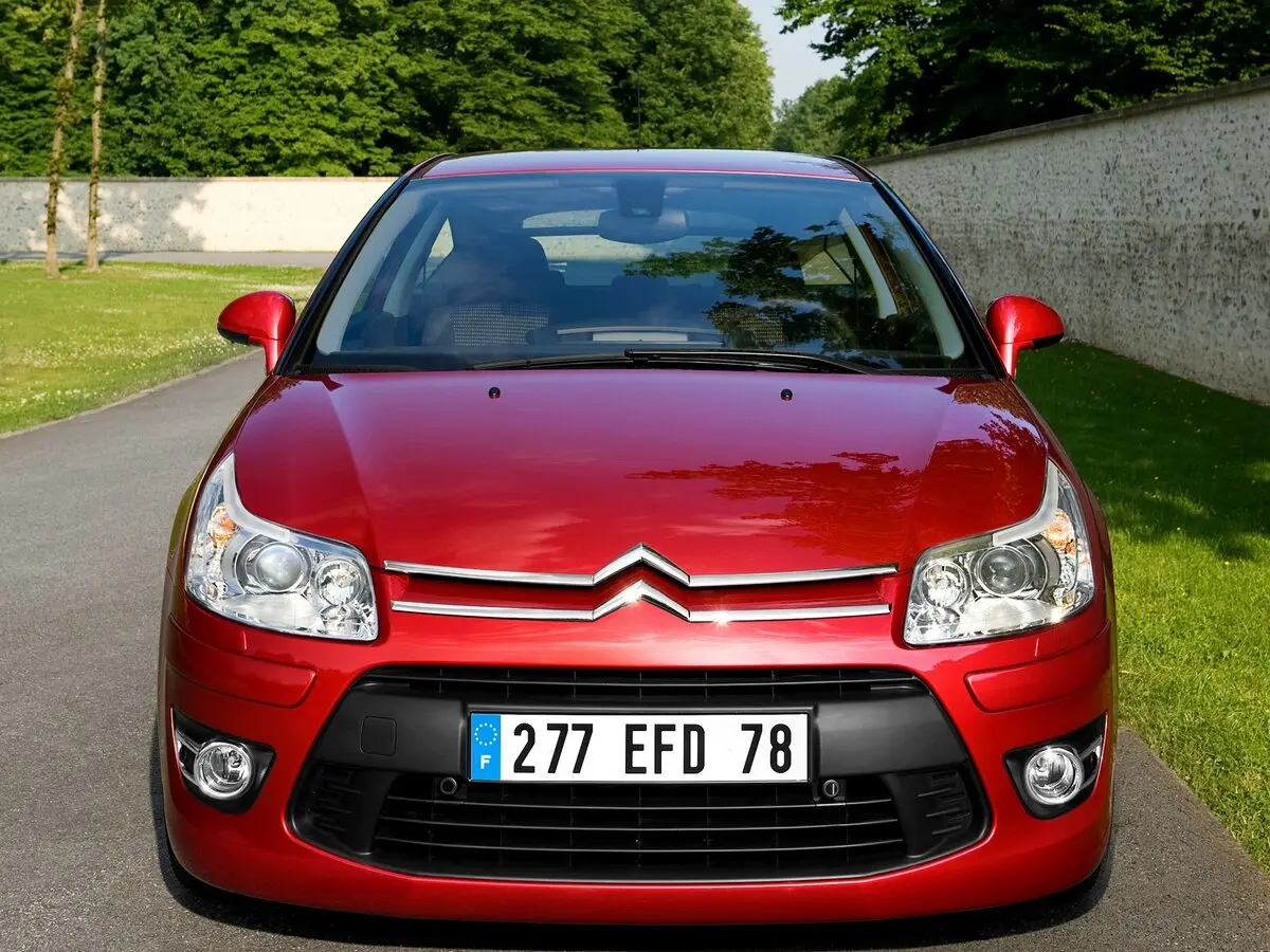 Citroen C4 I Рестайлинг Хэтчбек 3 дв. — сүрөт 3