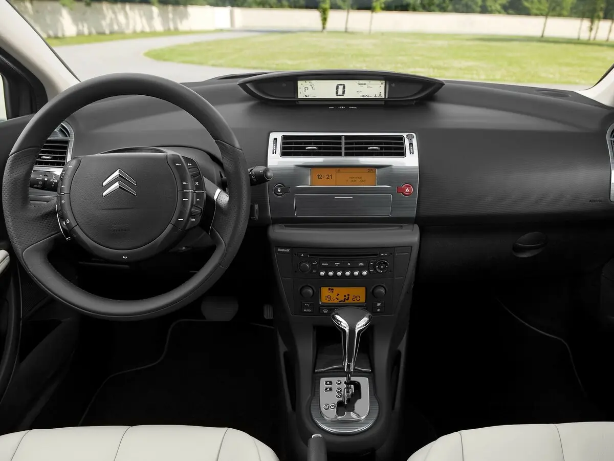 Citroen C4 I Рестайлинг Хэтчбек 3 дв. — сүрөт 6