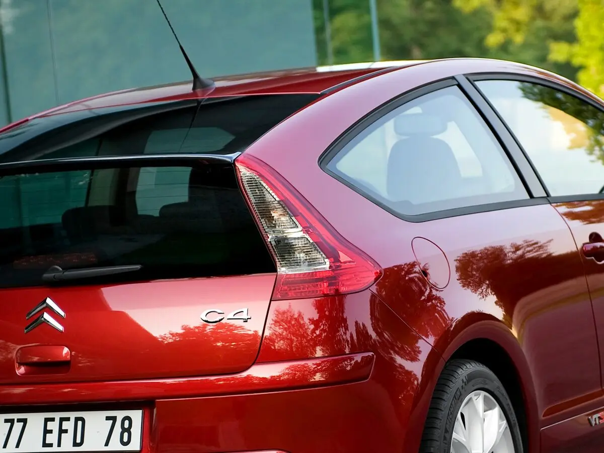 Citroen C4 I Рестайлинг Хэтчбек 3 дв. — сүрөт 12
