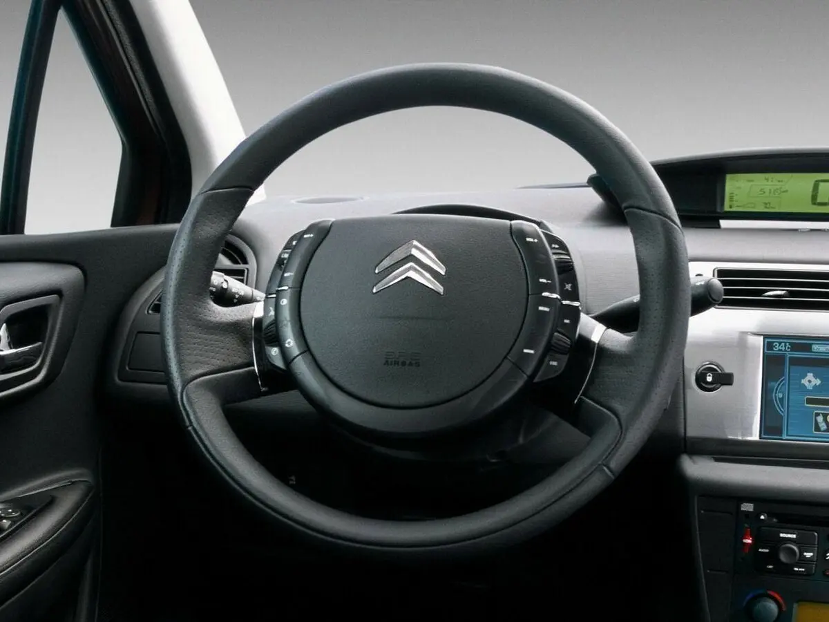 Citroen C4 I Рестайлинг Хэтчбек 5 дв. — photo 8