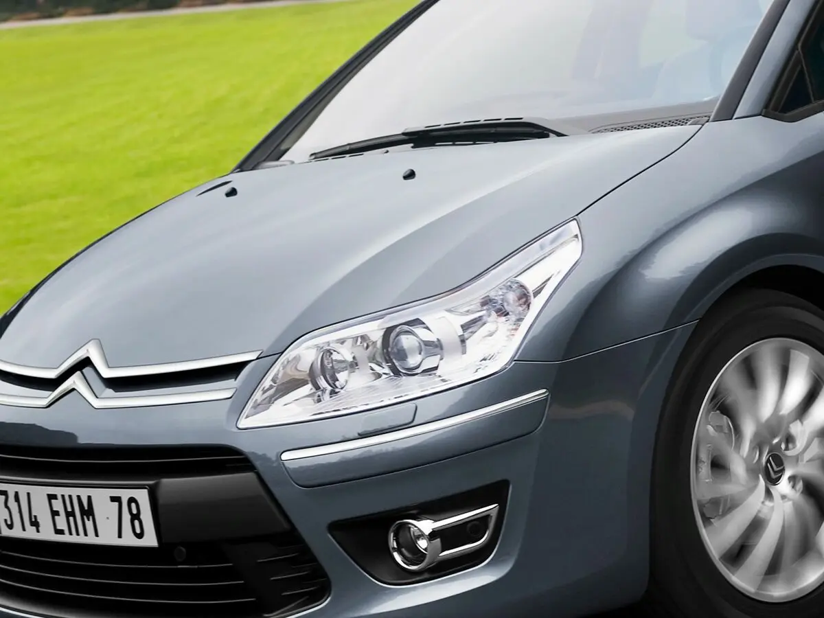 Citroen C4 I Рестайлинг Хэтчбек 5 дв. — photo 11