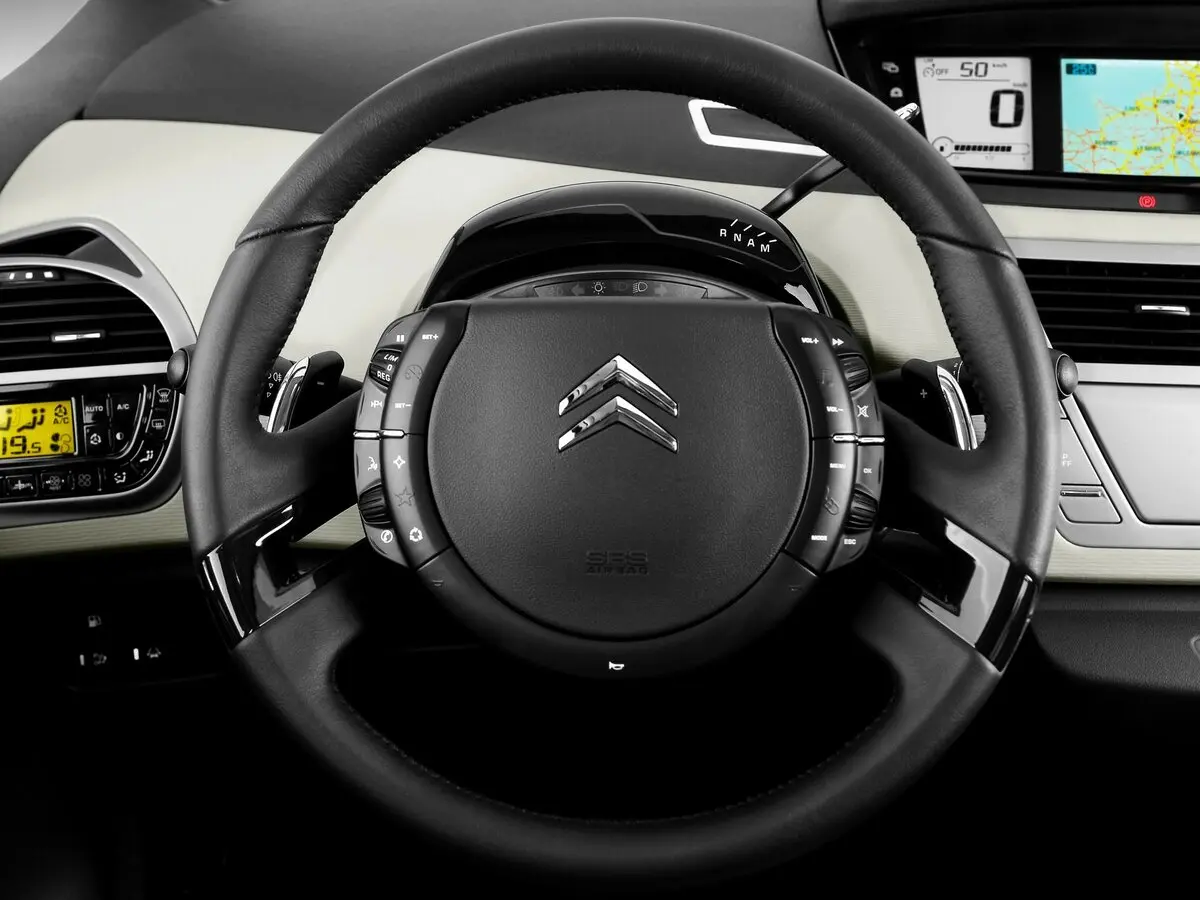 Citroen C4 Picasso I Компактвэн — сүрөт 9
