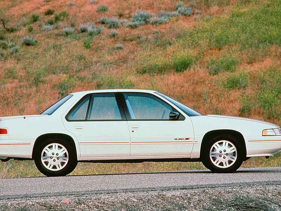 Chevrolet Lumina I Седан — photo 2