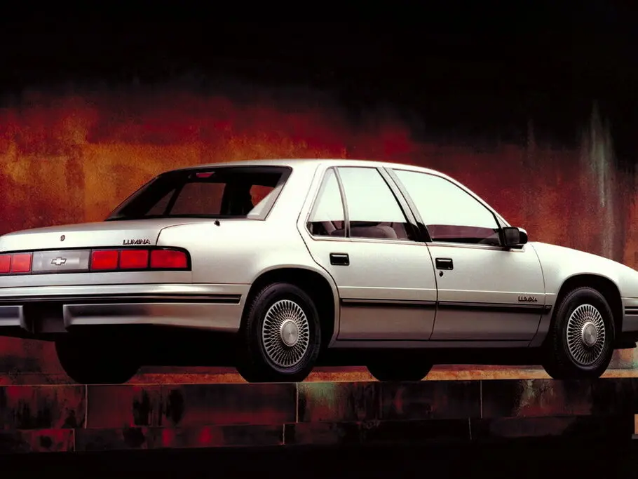 Chevrolet Lumina I Седан — photo 3
