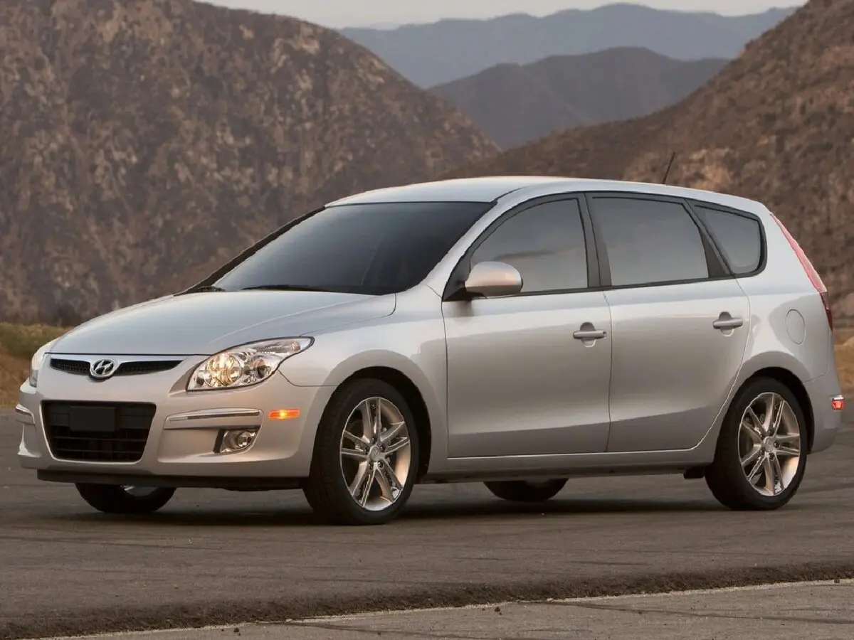 Hyundai Elantra IV (HD) Универсал 5 дв. — сүрөт 2