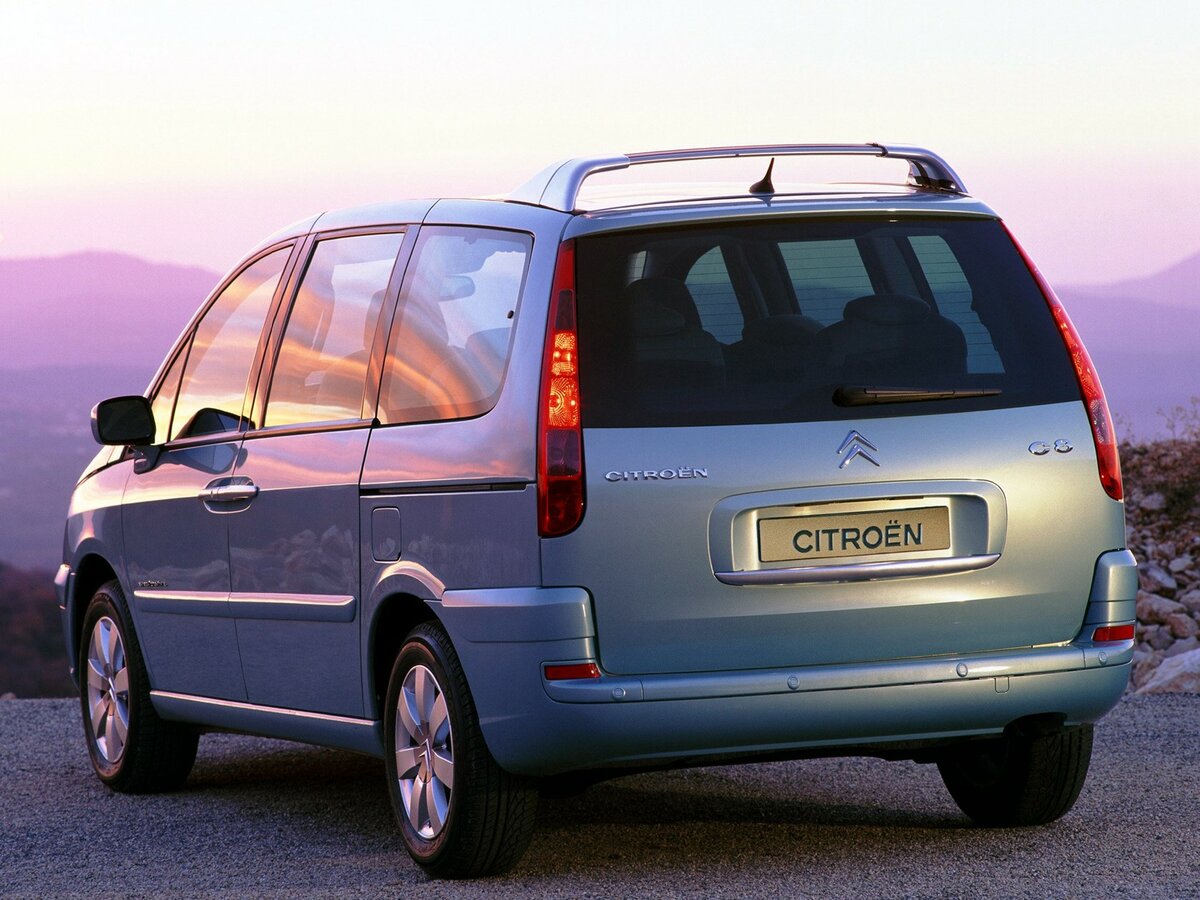 Citroen C8 I Минивэн — фото 4