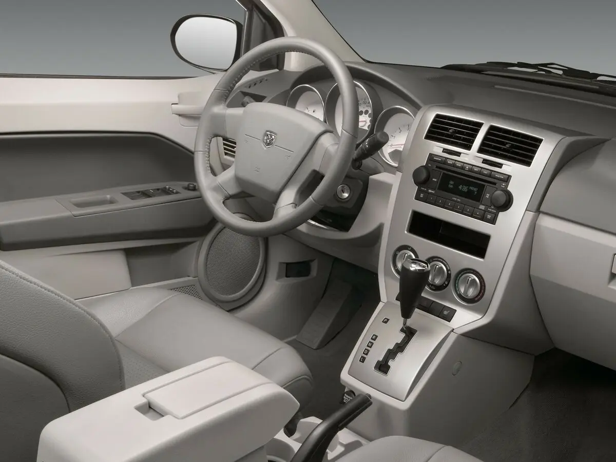 Dodge Caliber I Хэтчбек 5 дв. — сүрөт 7