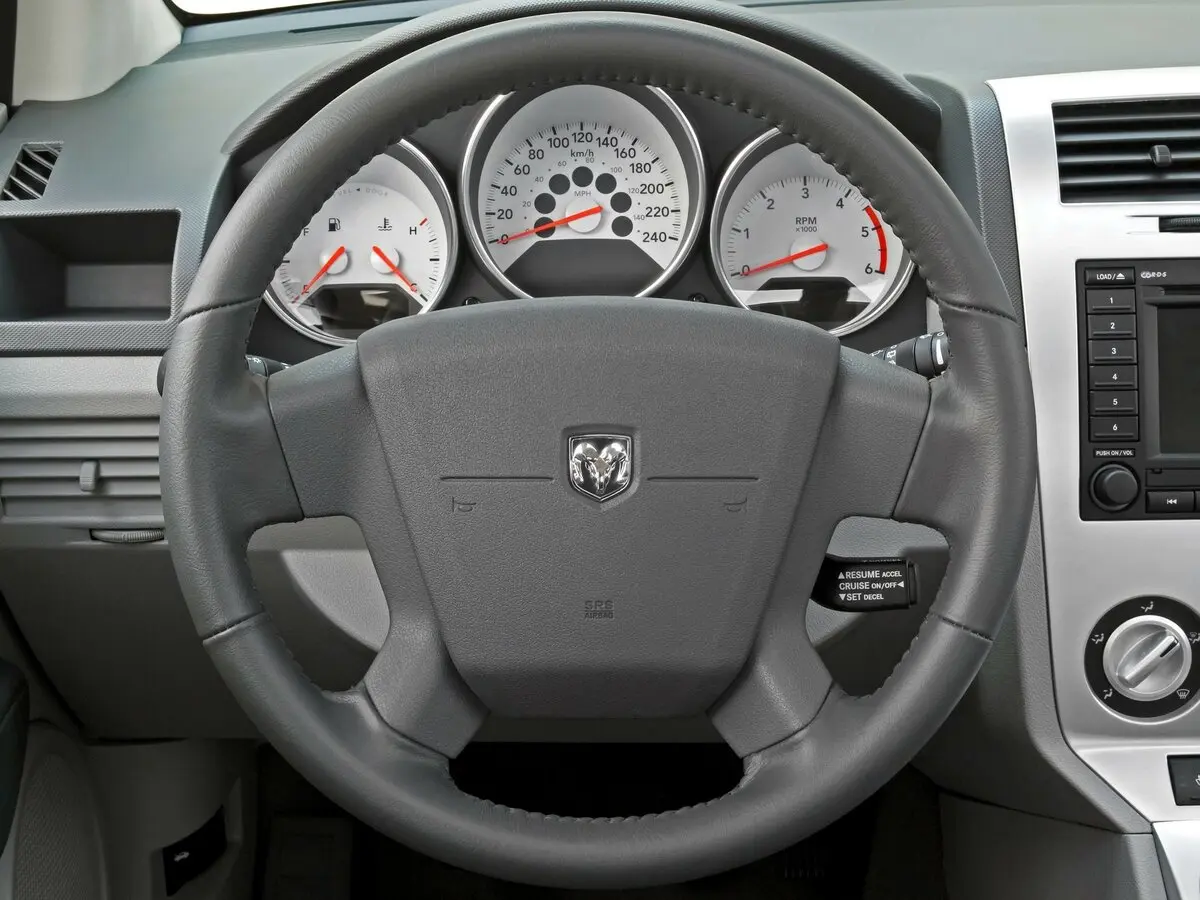 Dodge Caliber I Хэтчбек 5 дв. — сүрөт 10