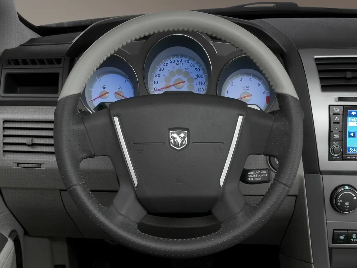 Dodge Avenger II Седан — сүрөт 9