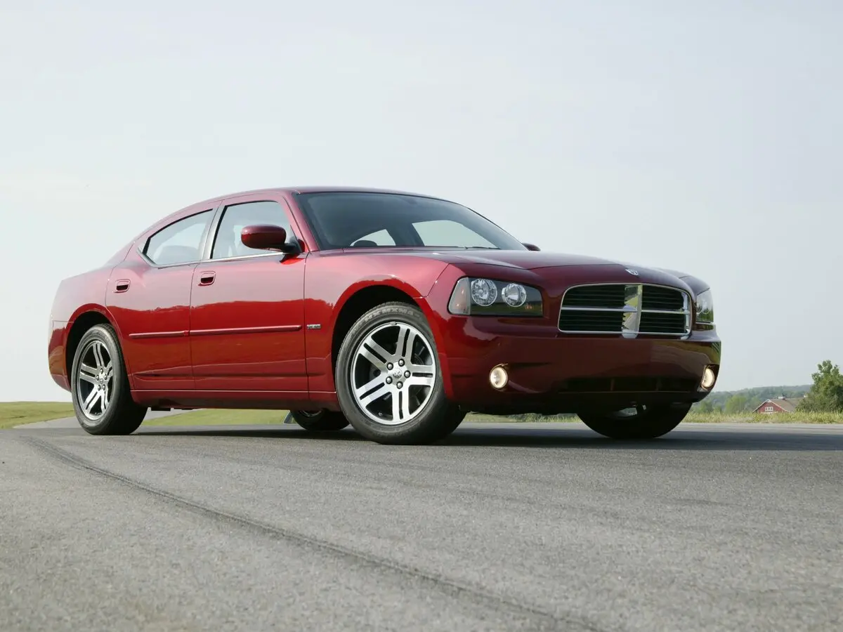 Dodge Charger VI (LX)