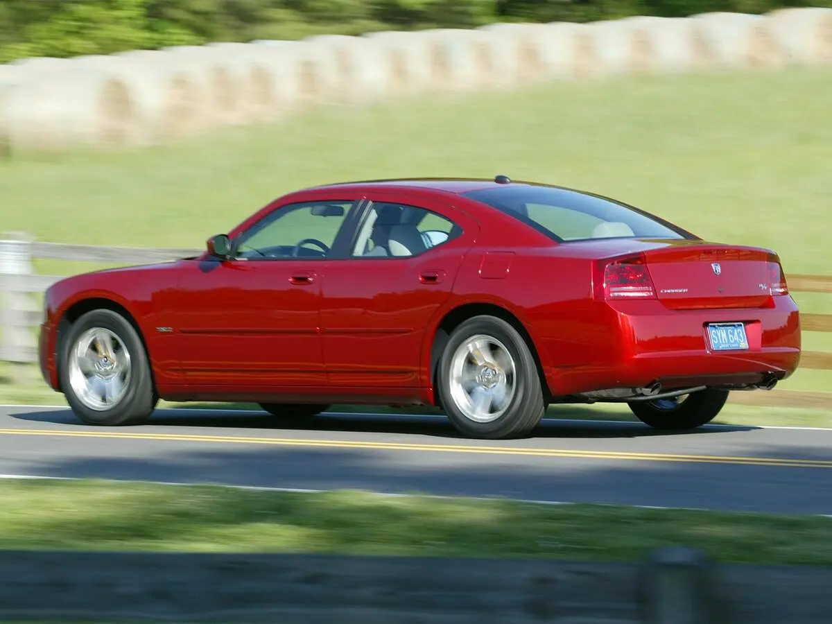 Dodge Charger VI (LX) Седан — сүрөт 4