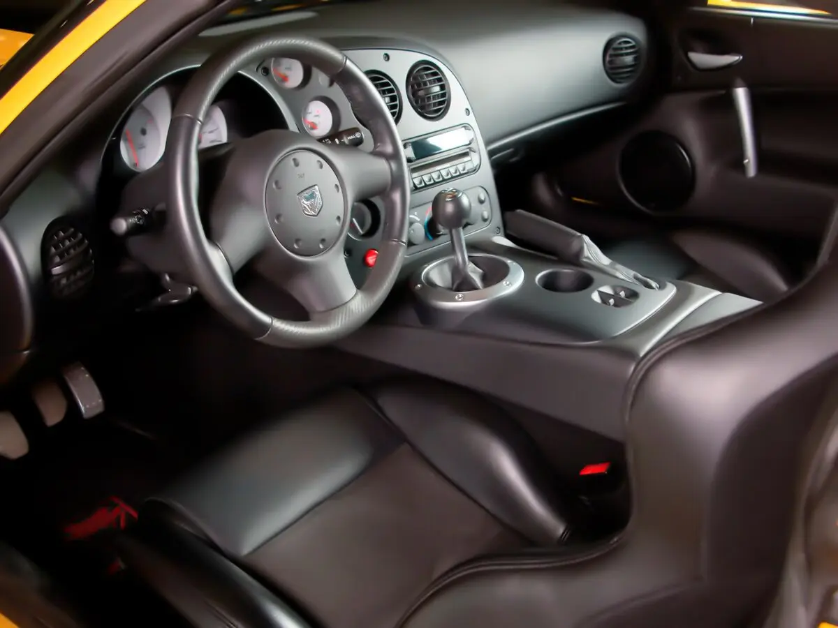 Dodge Viper III Купе — photo 7