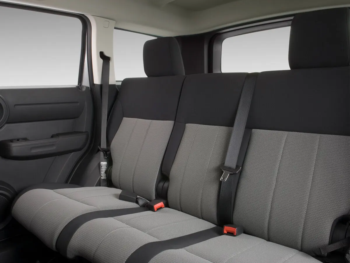 Dodge Nitro 2006 – 2011 Внедорожник 5 дв. — photo 10