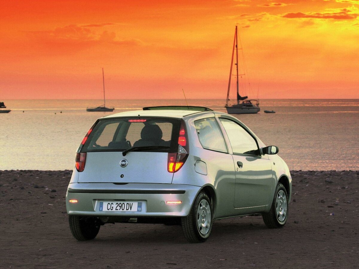Fiat Punto II Рестайлинг Хэтчбек 3 дв. — фото 4