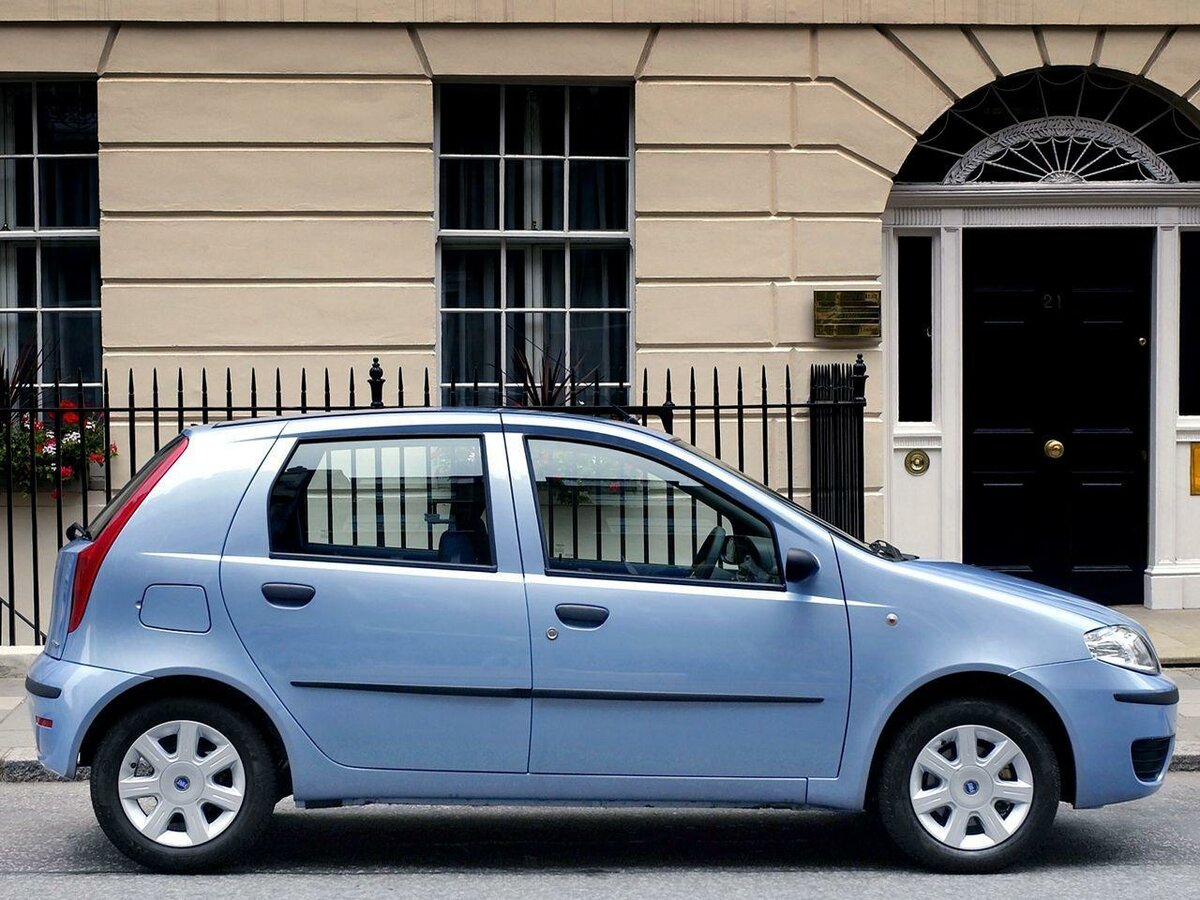 Fiat Punto II Рестайлинг Хэтчбек 5 дв. — фото 2